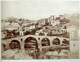 Manresa (Barcelona), el Puente Viejo y la ciudad. Clifford.