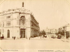 Madrid, Calle de Alcalá y fachada del edificio del Banco de España. José Lacoste.