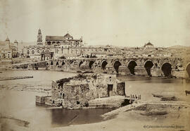 Córdoba, panorama de la ciudad y Puente Romano. Clifford.