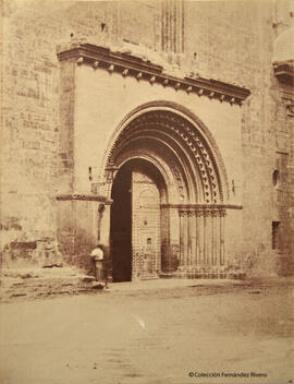 Valencia, Puerta de la Catedral en la plaza de la Almoina. Paul Marès.