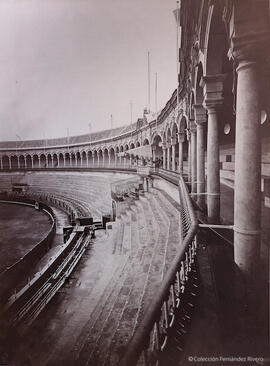 Sevilla, plaza de toros de La Maestranza, graderíos. Joaquín Sánchez.