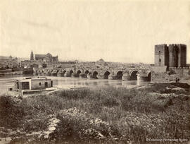 Córdoba, Puente Romano, torre de la Calahorra y vista de la ciudad. Frank Mason Good.
