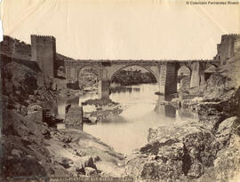 Toledo, el Puente de San Martín sobre el río Tajo. Casiano Alguacil.