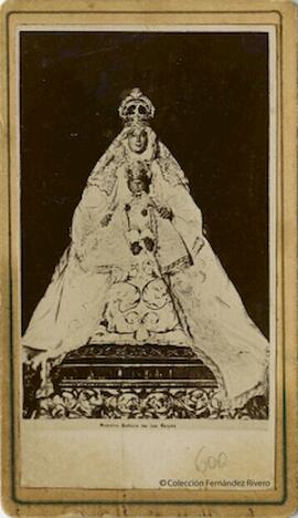 Sevilla, imagen de Nuestra Señora de los Reyes, patrona de la ciudad. Fotógrafo desconocido.