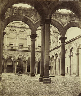 Toledo, Alcázar, interior del patio. L. Masson.