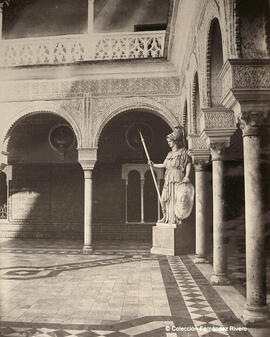 Sevilla, Casa de Pilatos, estatua de Pallax Atenea en el Patio . Francisco Leygonier.