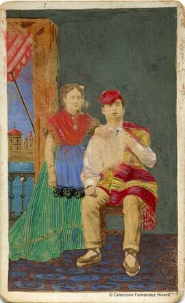 Barcelona, retrato de una pareja con traje catalán. Fotografía Franco-Catalana.