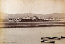 Hondarribia (antigua Fuenterrabía), estuario del Bidasoa y al fondo la ciudad. Fotógrafo desconocido.