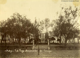 Málaga, plaza de la Merced y monumento a Torrijos. Autor desconocido.