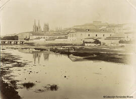 Burgos, vista de la ciudad desde el río Arlanzón. Vadillo.