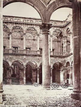 Toledo, Alcázar, patio interior. J. Laurent.
