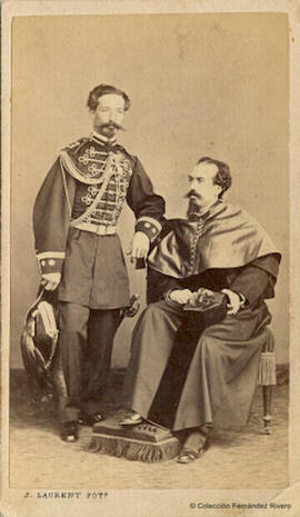 Madrid, retrato de dos hombres, uno vestido de militar y el otro con toga de académico o jurista. J. Laurent.