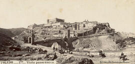Toledo, panorámica desde el este con el Puente de Alcántara. J. Laurent.