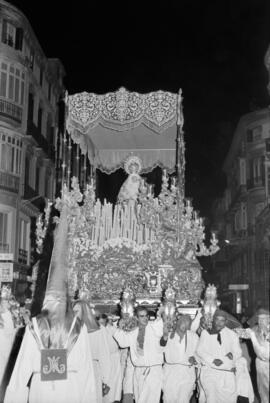 Semana Santa de Málaga. María Santísima del Gran Perdón. Domingo de Ramos. Marzo de 1972. España.