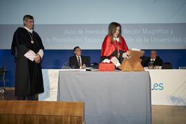 Toma de posesión de Elsa Marina Álvarez González como nueva Secretaria General de la Universidad ...