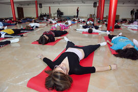 Taller de Yoga. 3º Congreso Internacional de Actividad Físico-Deportiva para Mayores de la Universidad de Málaga. Palacio de Ferias y Congresos de Málaga. Marzo de 2009