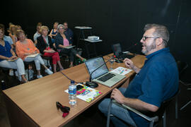 Julio Fraga pronuncia su conferencia "Andalucía en el teatro: del sentimiento trágico a la c...