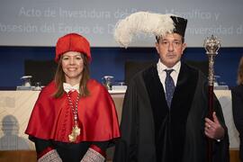 Elsa Marina Álvarez y macero. Toma de posesión del Rector de la Universidad de Málaga y su equipo...