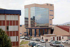 Edificio del Instituto de Investigación y Biblioteca de I+D. Campus de Teatinos. Marzo de 2014