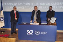 Toma de posesión de Miguel Jesús Duro Moreno como profesor titular del Área de Traducción e Interpretación (Lengua Inglesa) de la Universidad de Málaga. Paraninfo. Diciembre de 2022
