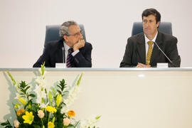 José Ángel Narváez y Ernesto Pimentel. Homenaje en recuerdo del profesor José María Troya. Salón de Actos de la Escuela Técnica Superior de Ingeniería Informática. Octubre de 2016