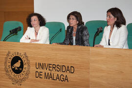 Exposición "Los fondos bibliográficos de la Universidad de Málaga. La integración por la pal...