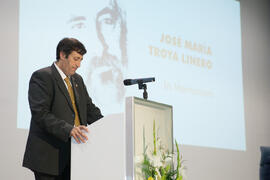 Ernesto Pimentel. Homenaje en recuerdo del profesor José María Troya. Salón de Actos de la Escuela Técnica Superior de Ingeniería Informática. Octubre de 2016