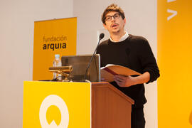 Gabriel Ruiz-Larrea. Presentación del proyecto "Paper/Architectural Histamine". V Foro ...