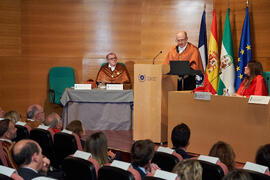 Discurso de Aníbal Ollero Baturone en su investidura como Doctor "Honoris Causa" por la Universidad de Málaga. Edificio del Rectorado. Mayo de 2025