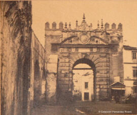 Sevilla, Puerta de Carmona, destruida en 1869. Reynoso.