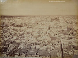 Sevilla, vista panorámica desde lo alto de la Giralda hacia el norte. J. Laurent.