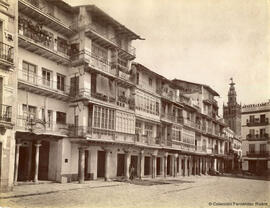 Sevilla, Plaza de San Francisco y Giralda, fachada de casas hoy desaparecidas. Léon et Lévy.