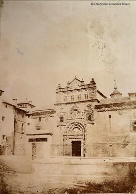 Toledo, fachada del Hospital de Santa Cruz. De Launay.