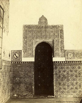 Sevilla, Alcázar, una puerta. L. Masson.