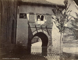 Granada, Alhambra, Puerta del Vino. Mauzaisse.