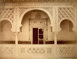 Sevilla, Alcázar, Patio de las de las Muñecas, piso superior. Francisco Leygonier.