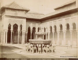 Granada, Alhambra, Patio de los Leones. Garzón fotógrafo.