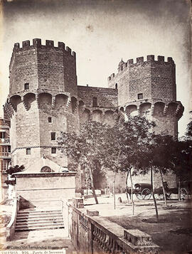 Valencia, Puerta de Serranos. J. Laurent.