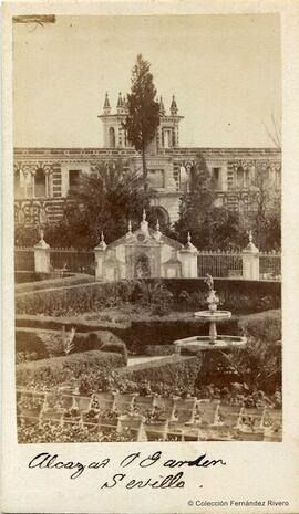 Sevilla, Alcázar Real. Jardines, Galería del Grutesco. Julio Beauchy.