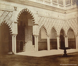 Sevilla, Alcázar, Patio de las Doncellas. L. Masson.
