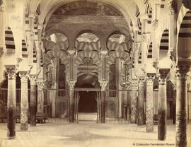 Córdoba, la macsura en el interior de la Mezquita. Léon et Lévy.