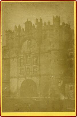 Burgos, Arco de Santa María. L. Masson.