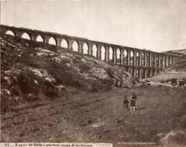 Tarragona, el puente del Diablo o acueducto romano de las Ferreras. J. Laurent.