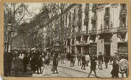 Barcelona, Rambla de Cataluña. Fotógrafo desconocido.