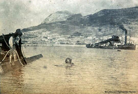 Algeciras (Cádiz), operaciones en el puerto,. Fotógrafo desconocido.