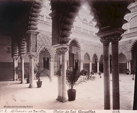 Sevilla, Alcázar, Patio de las Doncellas. E. Beauchy.
