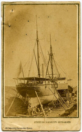 Cádiz. Velero en construcción en el varadero de A. López y Cía. Fernando y Anais Napoleón.