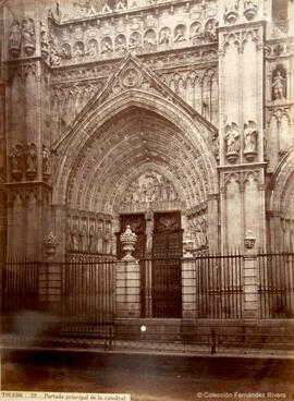 Toledo, Catedral, puerta del Perdón en la fachada principal. J. Laurent.