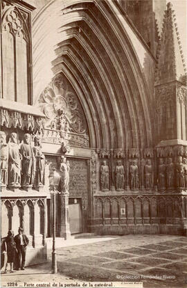 Tarragona, catedral, puerta principal. J. Laurent.