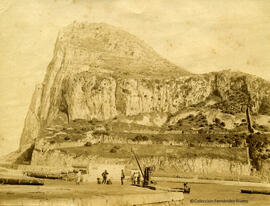 Gibraltar. Parte norte del peñón, con obreros portuarios. Fotógrafo desconocido.